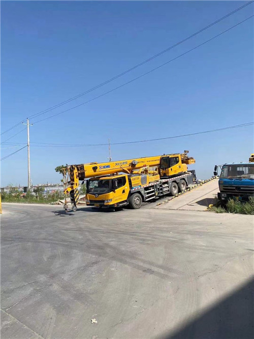 武宁县吊车作业时，可能会产生哪些额外收费项目？